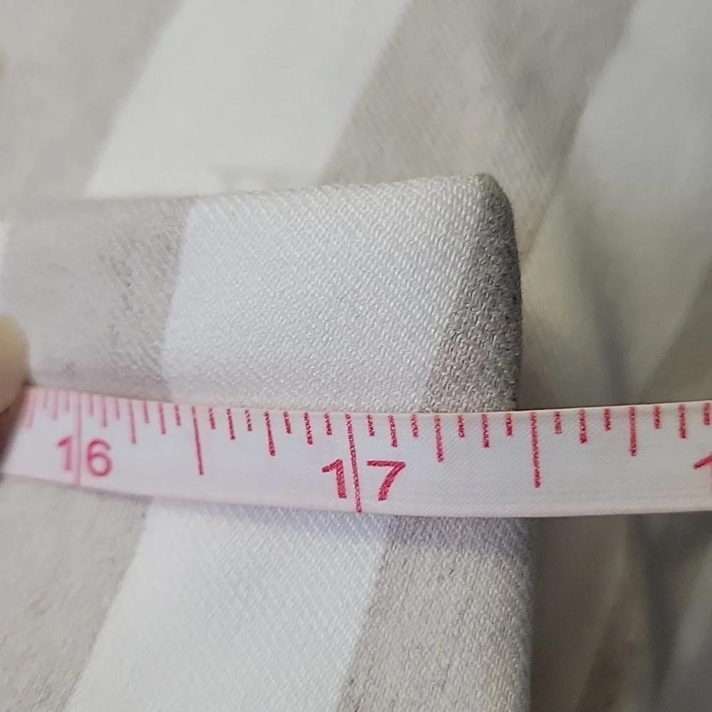 SOHO Striped Beige and White Skirt NWOT - Picture 8 of 8